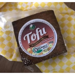Tofu Orgânico Defumado Natural  com Pimenta e Orégano 110g - Sítio Boa Esperança